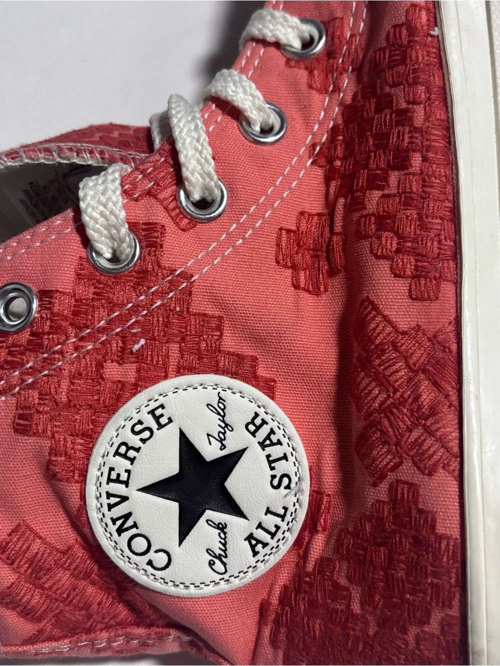 Converse Platform High Tops 8.5 | Coral Embroidered Boho Fall Festival Sneakers